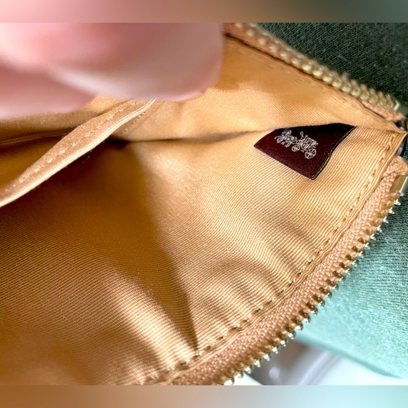 Coach EUC Sparkle Rose Gold Star Zip Wristlet HOLIDAY ADDITION SPECIAL OCCASION - Picture 5 of 7